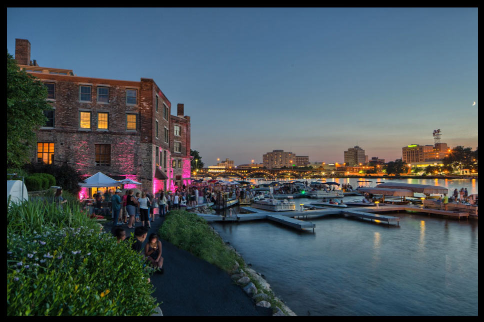 Garage Door installation & services in Rockford Garage Door Repair Services in Rockford